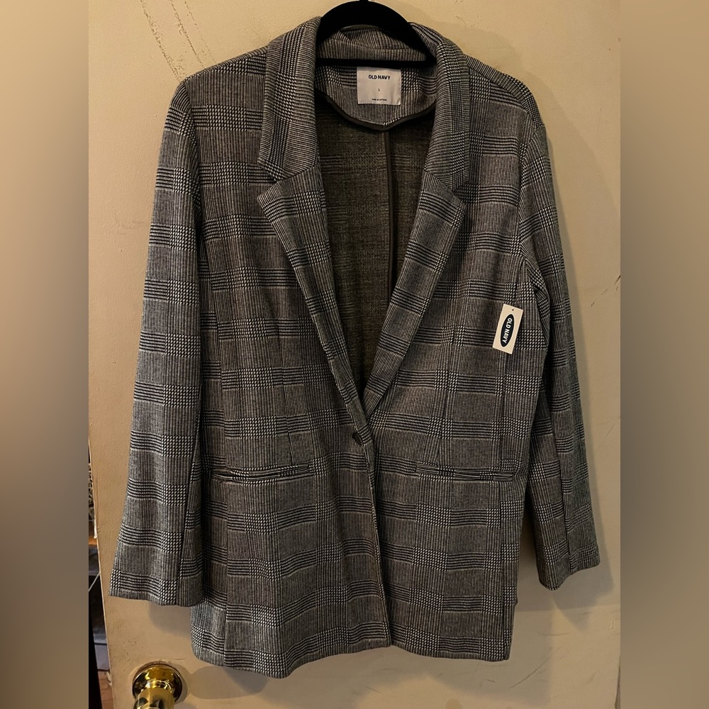 Black and white stretch blazer